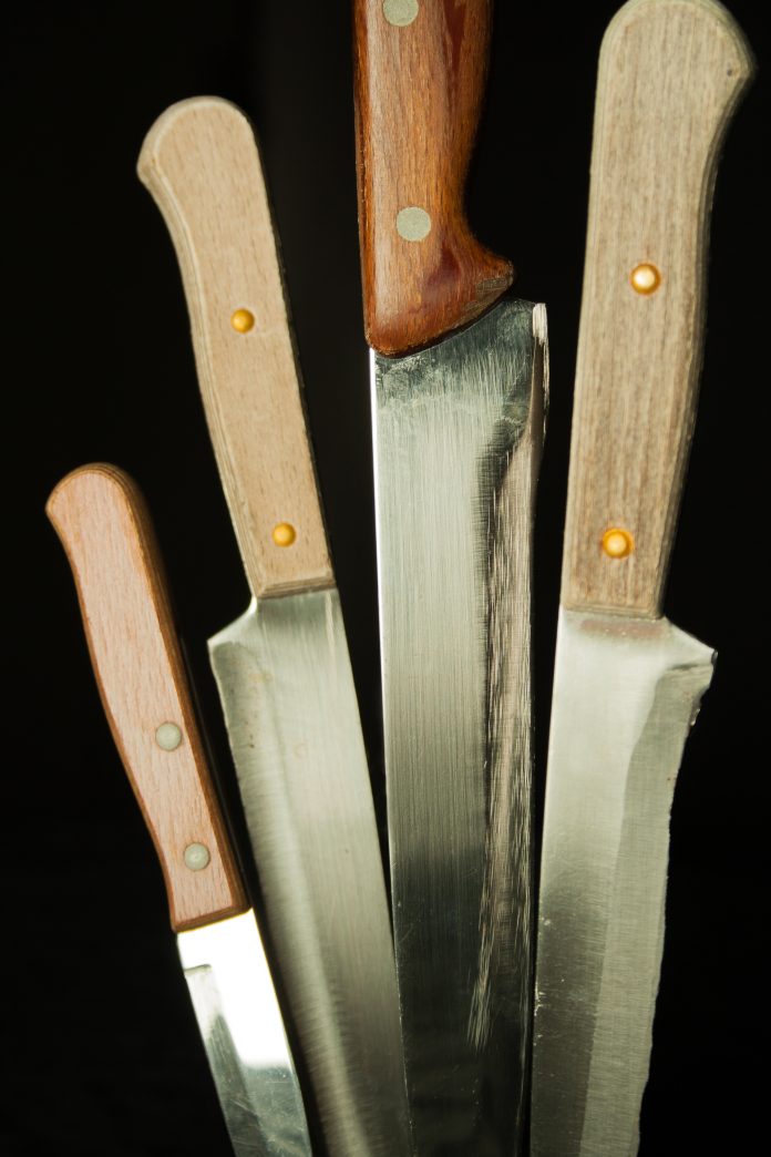 ceramic knives vs steel